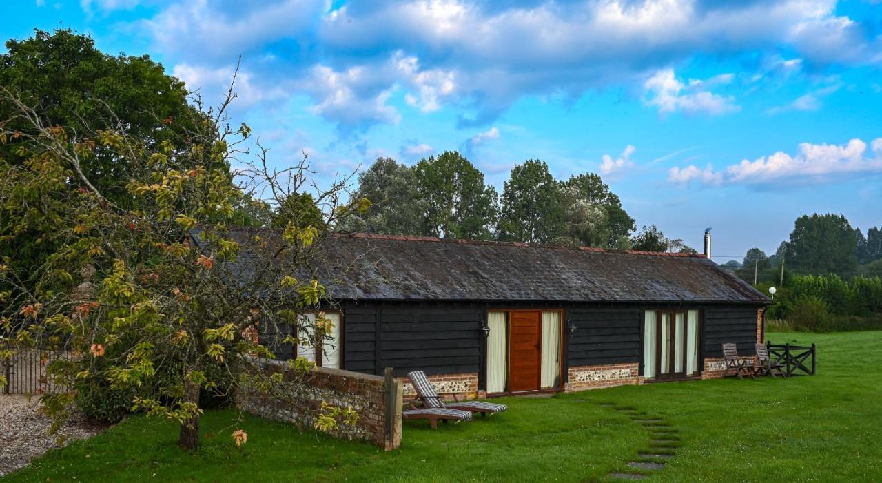 Villa The Tool Shed Wimborne Minster Exterior foto